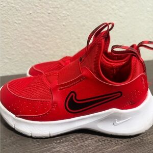 Nike Kids Red flex runner 3 Sneakers